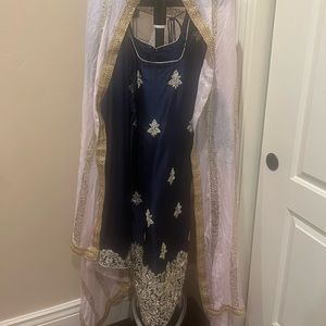 Indian suit size 42